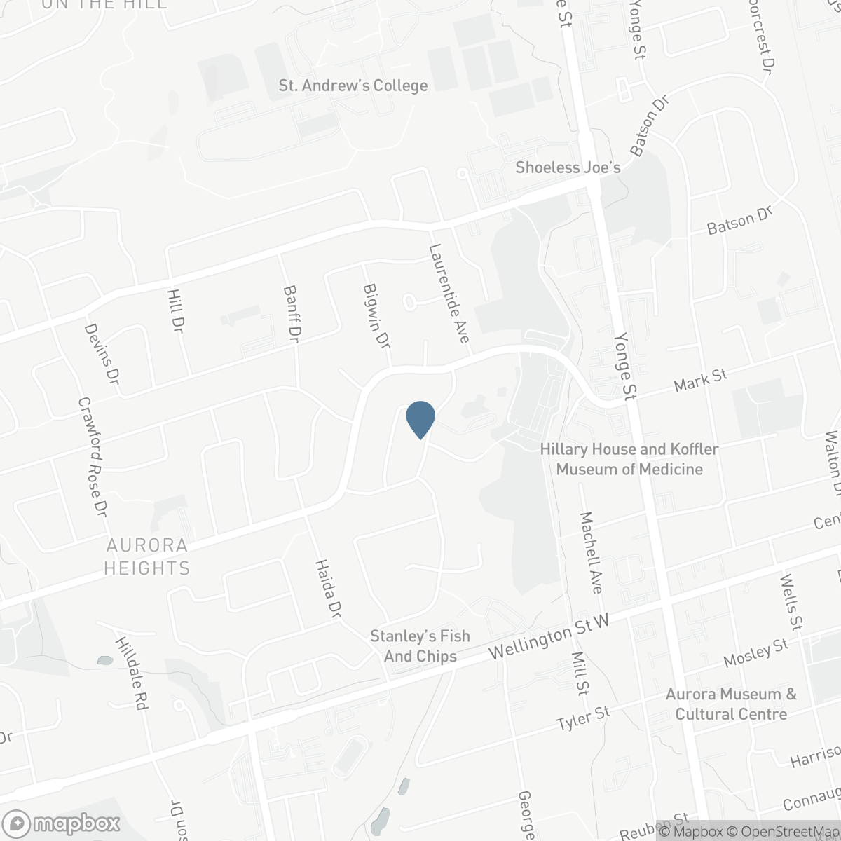 82 TECUMSETH DRIVE, Aurora, Ontario L4G 2X4